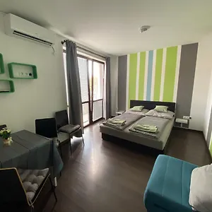 https://lexi-classic-apartman.hotels-hajduszoboszlo-hungary.com