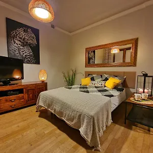 https://korneysquare-vip.warsawhotelspoland.com